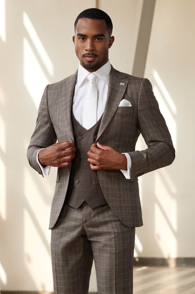 23_012_A_VA_682_1024